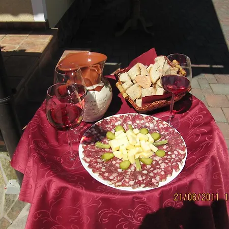 Holiday home Cesnovar