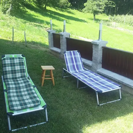 Holiday home Cesnovar Raka