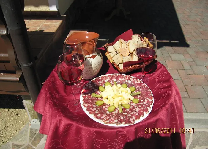 Semesterbostad Cesnovar