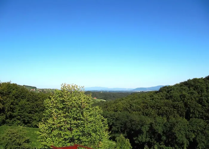 Cesnovar Semesterbostad *